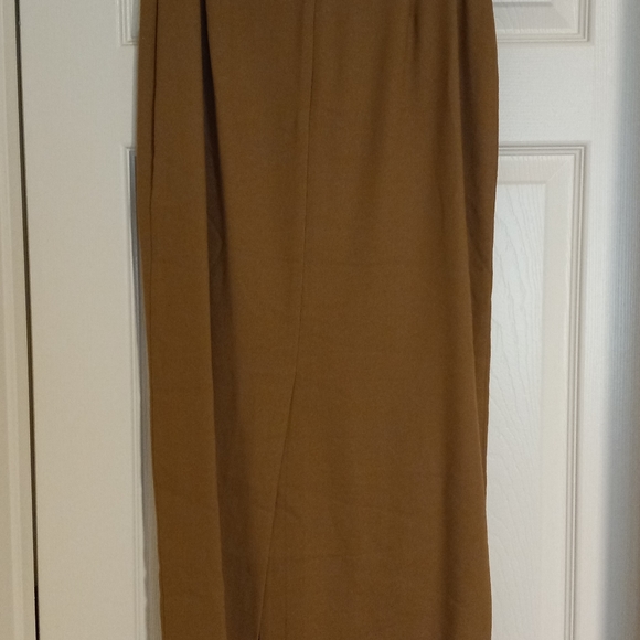 Skirt Set - Picture 3 of 4